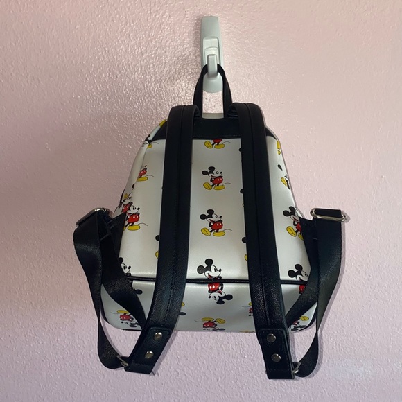 Loungefly Mickey Mouse mini backpack - Picture 6 of 6